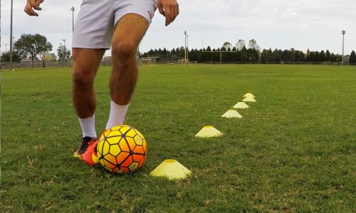Преимущества тренировки с футбольным мячом 3 размера